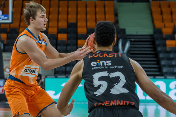 并在高强度 并在高强度