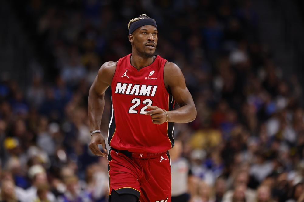 竞争激烈的 竞争激烈的